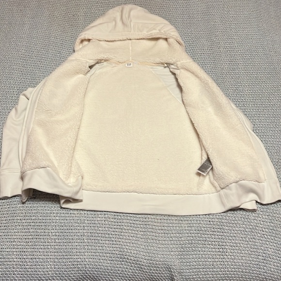Gap Sherpa lined full zipper hoodie - Picture 2 of 3